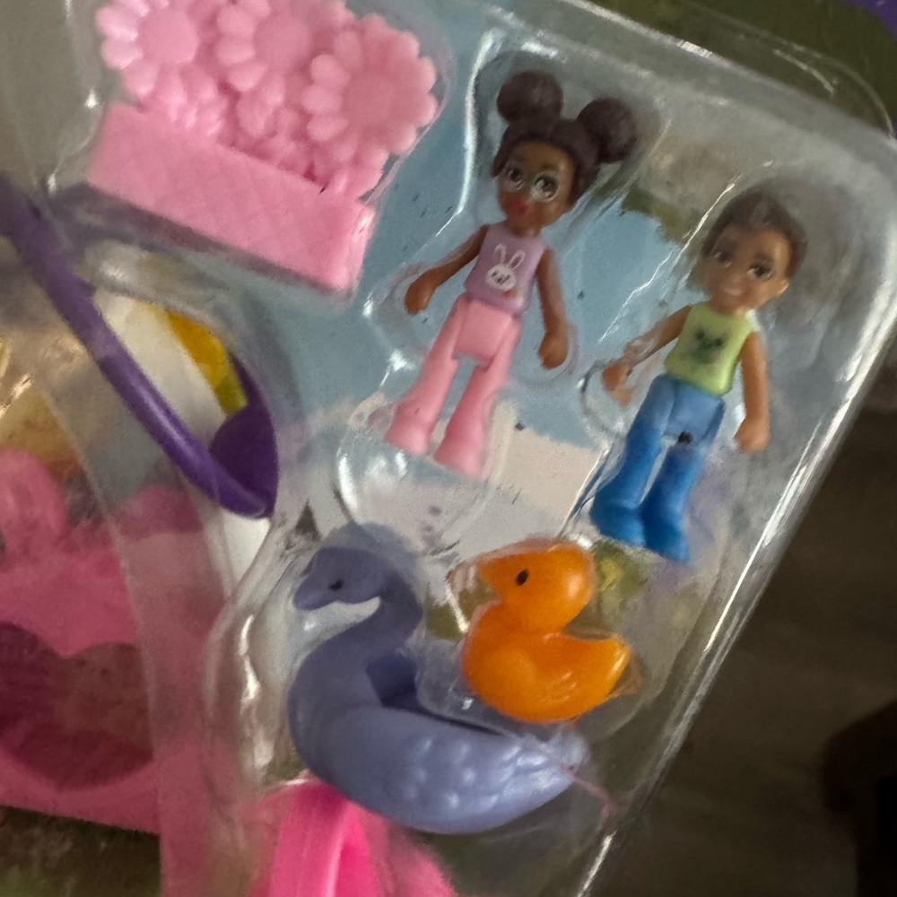 2022 Polly pocket set of Flower Garden Playset - Picture 5 of 5